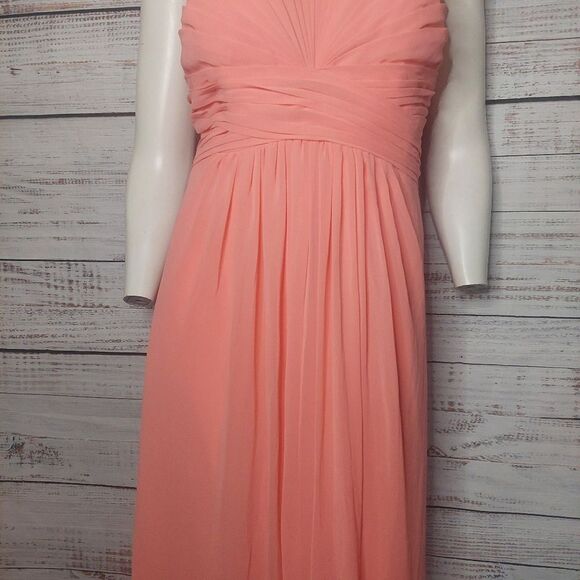 David's Bridal Pink Strapless Sweetheart Gown - Picture 4 of 13